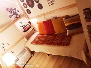 Хостелы Pijama Hostel Пловдив Небольшой двухместный номер с 1 кроватью-1